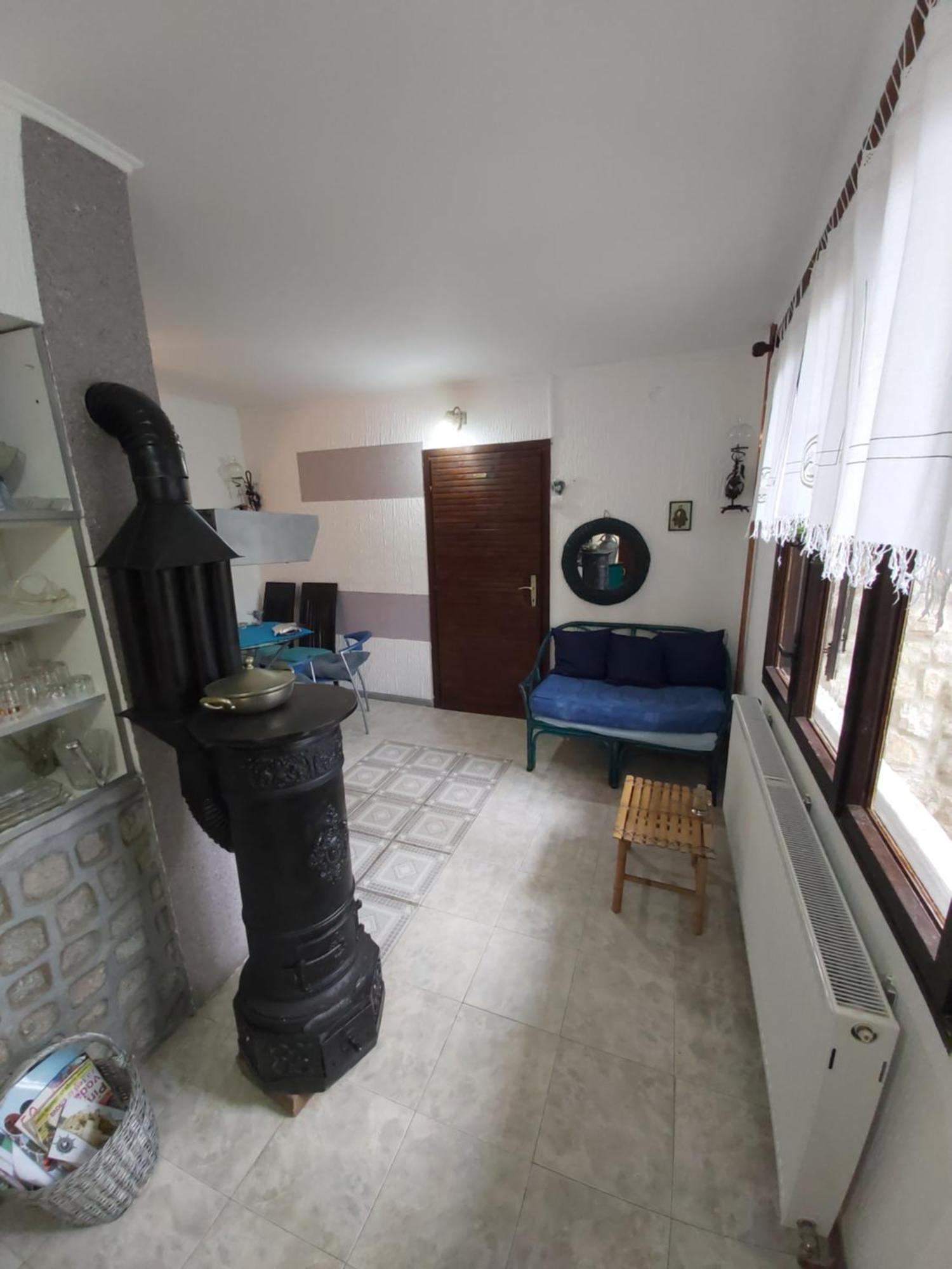 Guesthouse Bajka Vinci Cameră foto